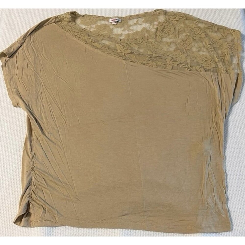 Bongo Plus Women’s Plus Size 3X Tan Neutral Top with Lace Yoke Detail